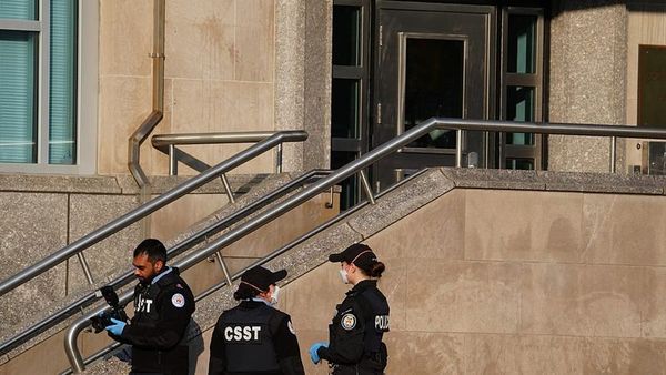 Toronto'daki ABD Konsolosluğu'na Silahlı Saldırı Soruşturuluyor