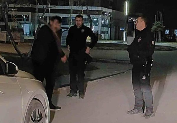 Aksaray'da Keserle Tehdit Eden Şahıs Polisle Uzun Süre Mücadele Etti