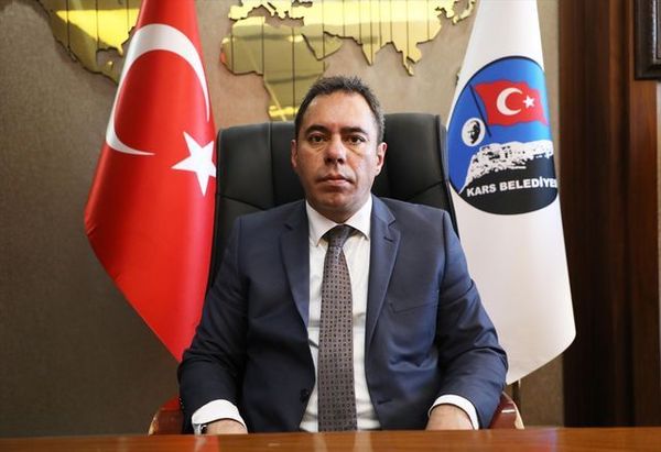 Kars Belediye Başkanı Ötüken Senger'den Anadolu Ajansı'nın 106. Yıl Dönümü Mesajı