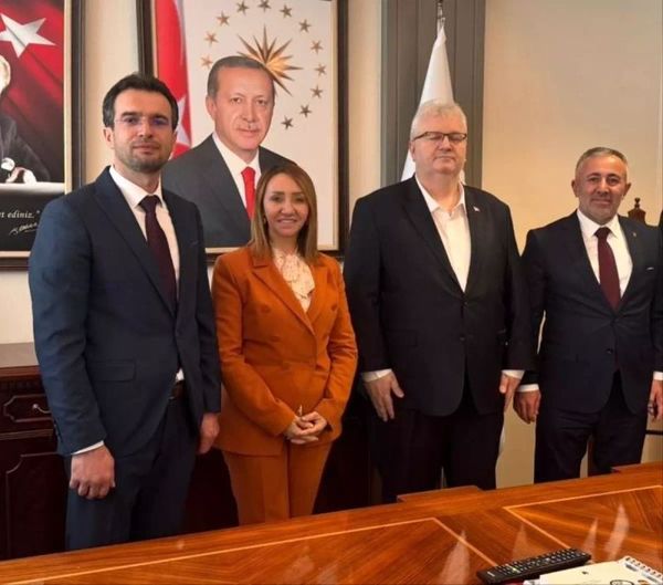 AK Partili Belediye Başkanları İlçe Taleplerini Bakanlıklara Aktardı