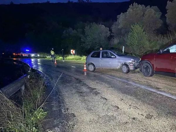 Bursa'da Yağışlı Yolda Meydana Gelen Kazada 1 Kişi Yaralandı