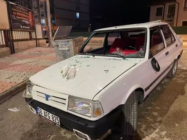 Sivas Suşehri'nde Otomobil ve Motosiklet Çarpıştı: 1 Yaralı