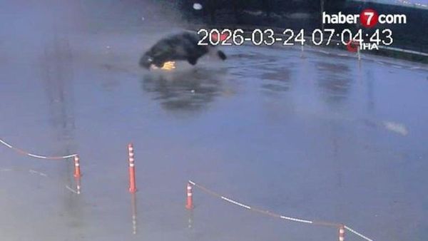 Edirne'de 60 Metre Takla Atan Otomobildeki Kaza Kameraya Yansıdı