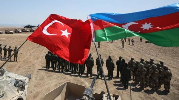 Azerbaycan'dan İran'ın Türkiye'ye Balistik Füze Saldırısına Kınama
