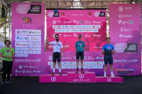 8. AKRA Gran Fondo Antalya’da Dereceye Girenlere Ödüller Verildi