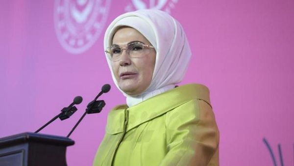 Emine Erdoğan, 14 Mart Tıp Bayramı'nı Yürekten Kutladı