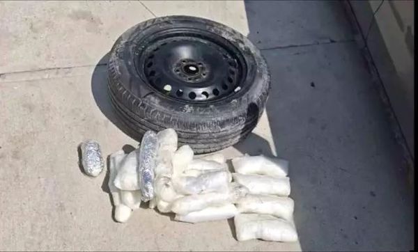 Şanlıurfa'da Yedek Lastikte 7.85 Kg Metamfetamin Bulundu