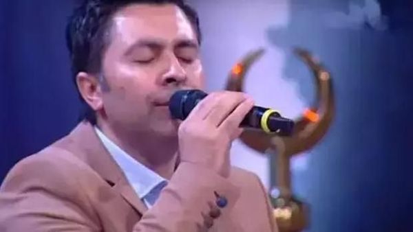 Celal Karatüre Kimdir? Kabe'de Hacılar İlahisiyle Tanındı