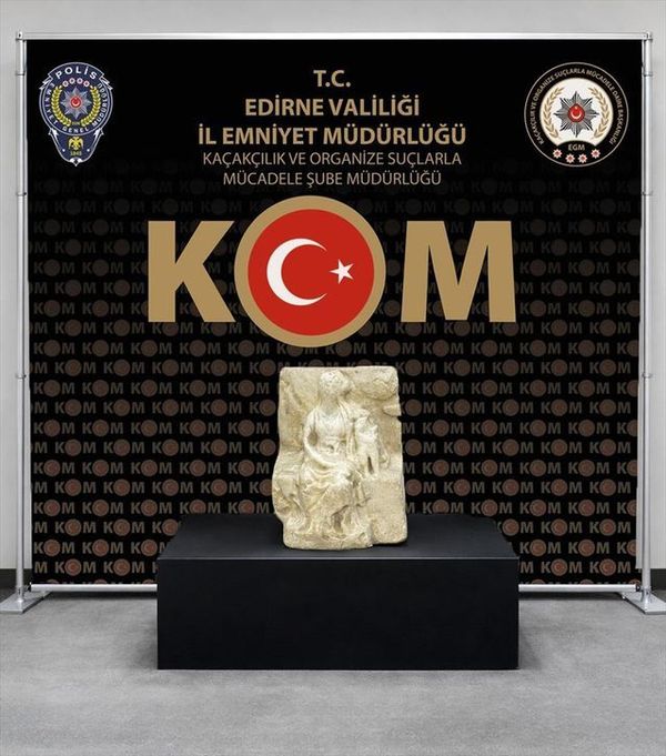 Edirne'de Yurt Dışına Çıkartılmak İstenen Roma Dönemi Kybele Heykeli Ele Geçirildi