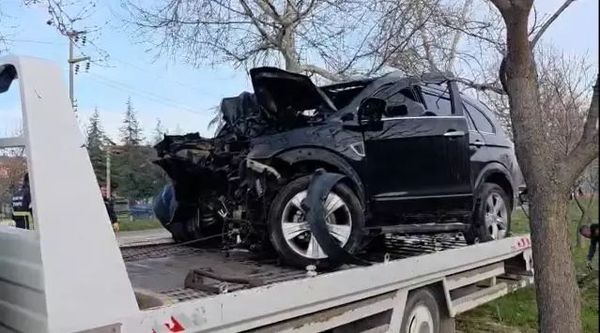 Tokat'ta Trafik Kazası: Sürücü Hayatını Kaybetti, İki Kişi Yaralandı