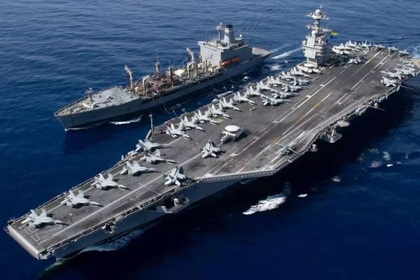 ABD'nin USS Gerald R. Ford Uçak Gemisi Girit'e Dönüyor