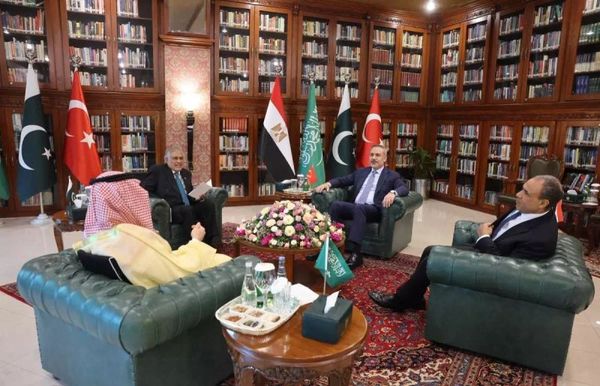 Hakan Fidan, İslamabad'da Bölgesel Dışişleri Bakanları Toplantısına Katıldı