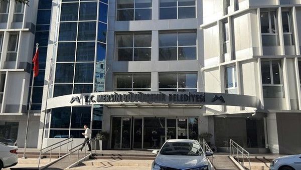 Mersin Büyükşehir Belediyesi'nde İhaleye Fesat ve Rüşvet Soruşturması Kapsamında Operasyon