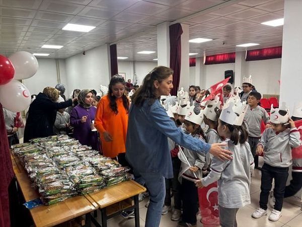 Kale'de Türk Kızılay'dan Öğrencilere Afet Bilinci Eğitimi Verildi