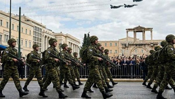 Yunanistan 5 Milyar Euro Değerinde Savunma Programlarını Onayladı