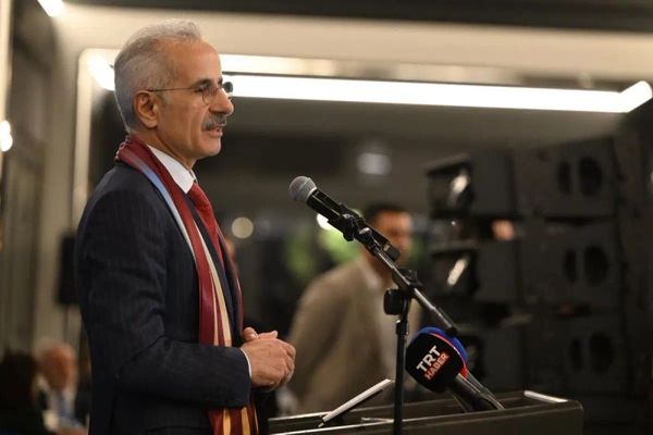 Trabzon'a Denizde Yeni Havalimanı İnşaatı Başlıyor