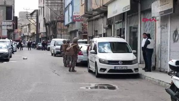 Gaziantep'te 5 Kişiyi Rehin Alan Cezaevi Firarisi Polis Tarafından İkna Edilerek Yakalandı